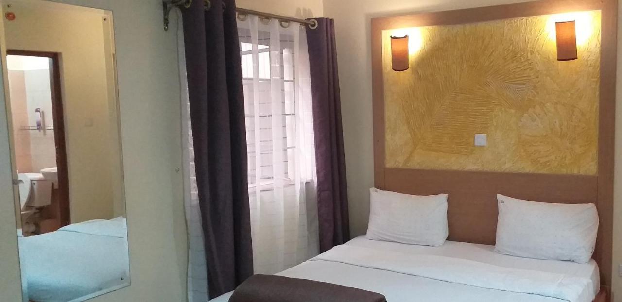Mvuli Studio Suites Apartments ナイロビ エクステリア 写真